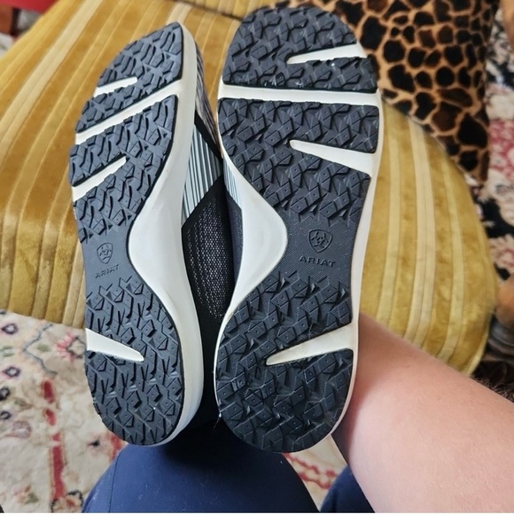 Ariat Fuse Gray Black Stripe All Terrain Running Sneakers Shoes Women’s 7.5 - Picture 7 of 7